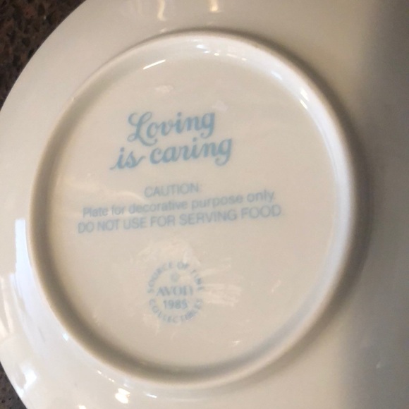 Vintage Avon 1980’s 1990’s Mother’s Day Plates - Picture 8 of 12